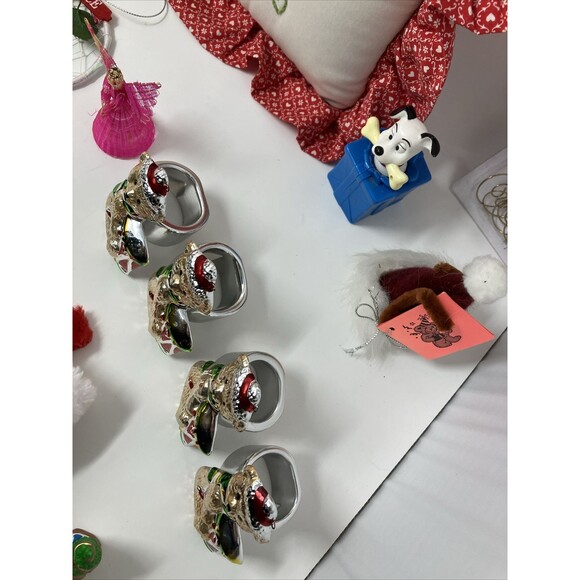 Mixed Lot of Christmas Items Candles Napkin Rings Jewelry Pillow Ornaments Bear - Picture 5 of 16